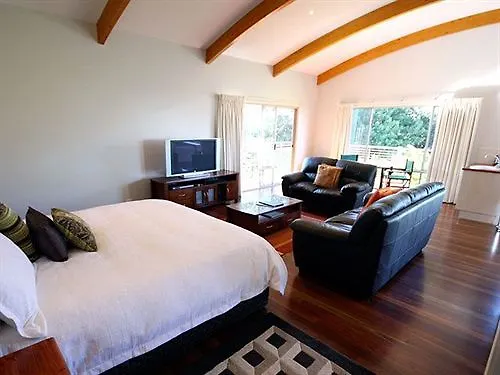 Maleny Terrace Cottages 4*,